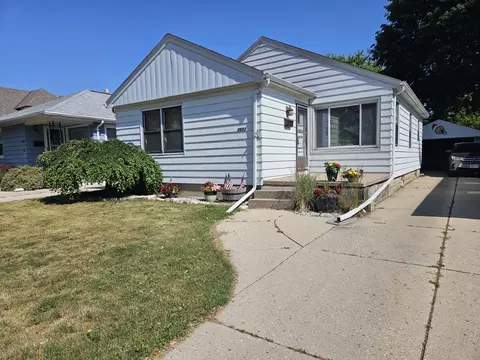 3652 E Wanda, Cudahy, WI 53110