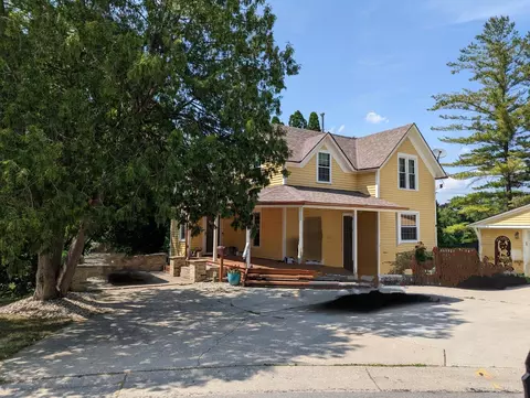 718 Walton, Fort Atkinson, WI 53538