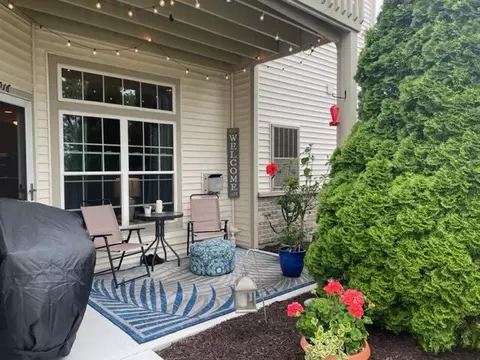 1016 Stratford, Mount Pleasant, WI 53406