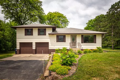 1951 Main, Onalaska, WI 54650