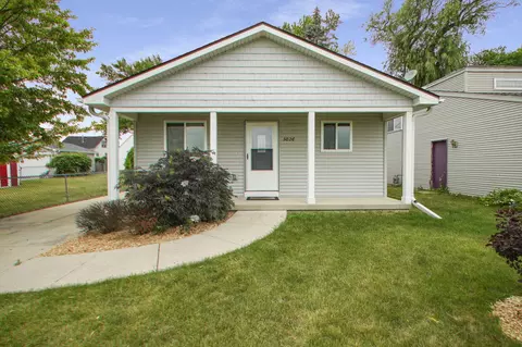 5026 32nd, Kenosha, WI 53144