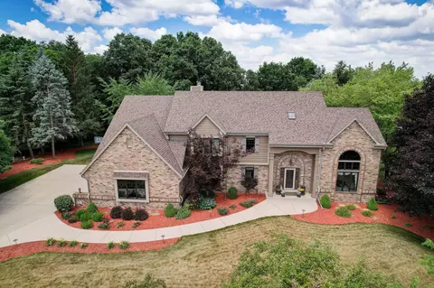 866 Oak Rdg, Hartford, WI 53027