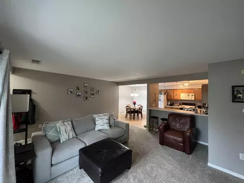 4835 Easy #16, Hartland, WI 53029