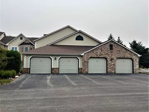 4595 S 124th, New Berlin, WI 53151