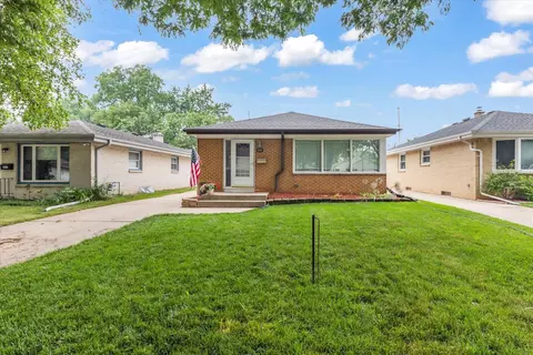 925 S 91st, West Allis, WI 53214