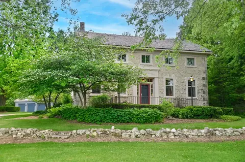 11407 Cedar Crk, Cedarburg, WI 53012