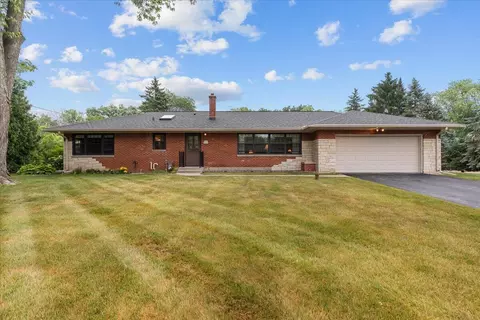 w145n7276 Northwood, Menomonee Falls, WI 53051