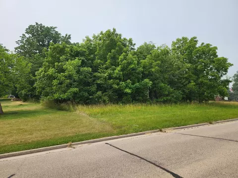 Lt0 Laurel, Geneva, WI 53147