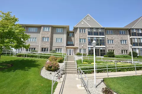 2141 1st, Grafton, WI 53024