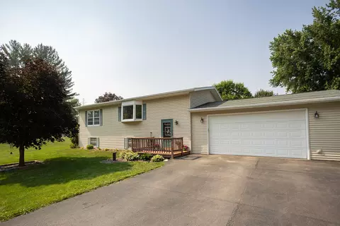 n1100 Bloomer Mill Road, Shelby, WI 54601