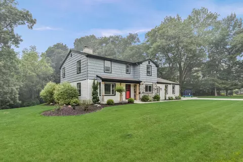 w310n6545 Chenequa, Merton, WI 53029