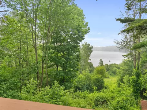 6513 Hartlaub Lk, Manitowoc, WI 54220