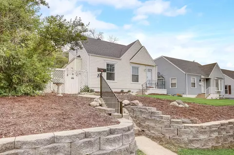 3841 S 36th, Greenfield, WI 53221