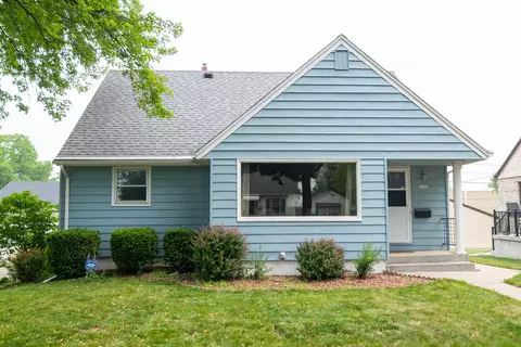 3920 S 5th, Milwaukee, WI 53207