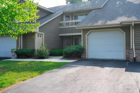 7078 N Lincolnshire, Milwaukee, WI 53223