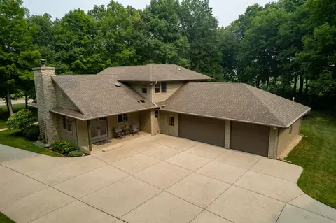 n5078 Town Line Road, Spring Prairie, WI 53121