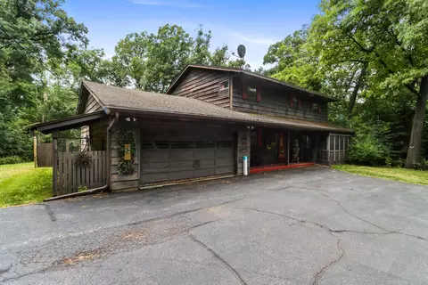 839 Tarrant, Fontana, WI 53125