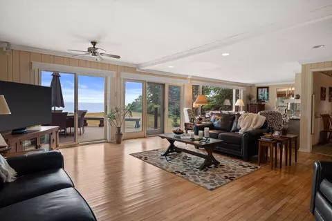 5336 Sandy Bch, Belgium, WI 53004