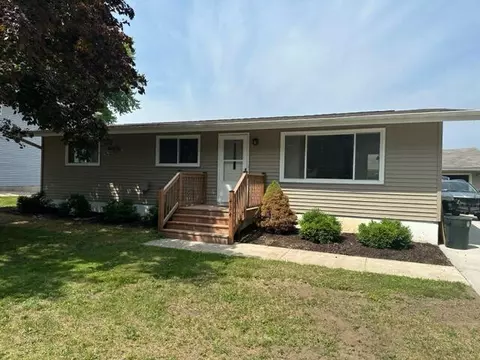 434 Maple, West Salem, WI 54669