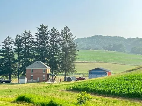 n27998 Burlington Road, Arcadia, WI 54612