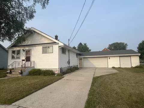 1105 Lowell, Two Rivers, WI 54241