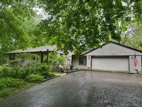 15465 Oak, Brookfield, WI 53005