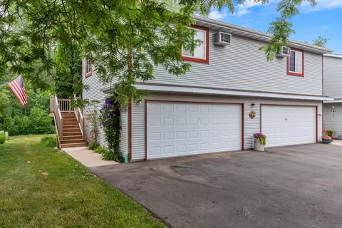 529 Slinger #1, Slinger, WI 53086