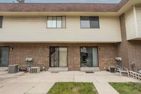 6106 W Prt, Milwaukee, WI 53223