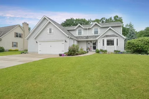4224 W Hilltop, Franklin, WI 53132