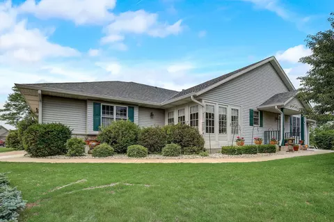 w155n6538 Blue Heron, Menomonee Falls, WI 53051