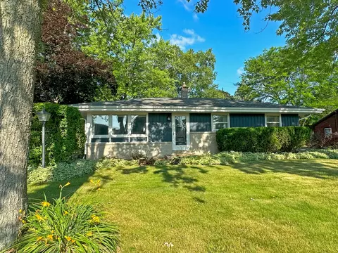 8511 N 54th, Brown Deer, WI 53223