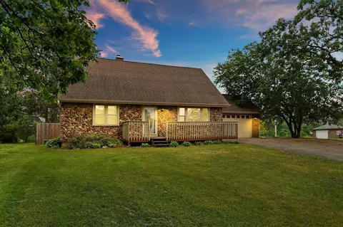6102 242nd, Paddock Lake, WI 53168