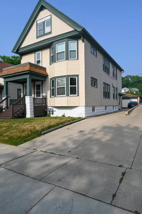 1368 N 60th #1370, Milwaukee, WI 53208