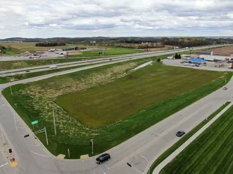 450 East, Lomira, WI 53048