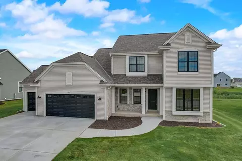 1922 N Cora, Grafton, WI 53024