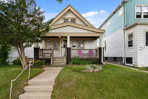 3231 N Bremen, Milwaukee, WI 53212