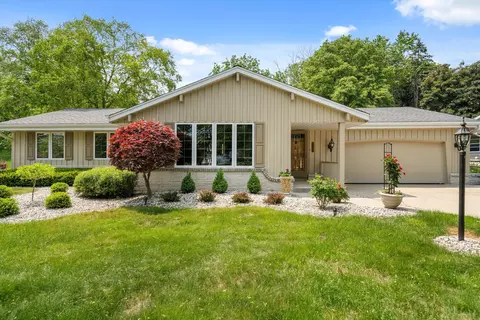 8861 Greenview, Greendale, WI 53129