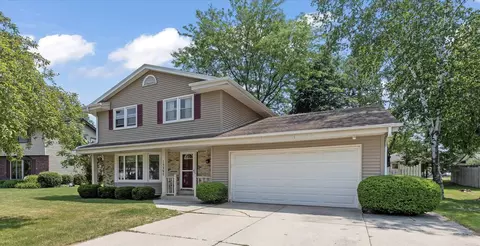 15295 W Glenora, New Berlin, WI 53151