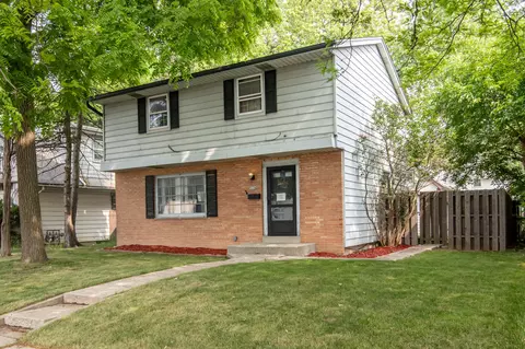 9326 W Silver Spg, Milwaukee, WI 53225