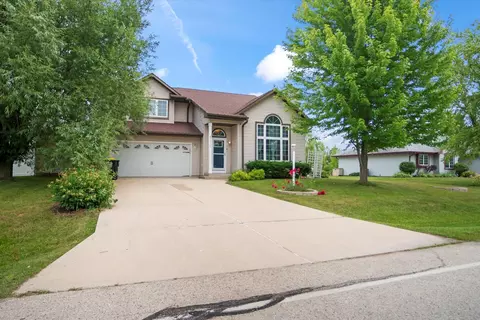 10120 S Hampton, Oak Creek, WI 53154