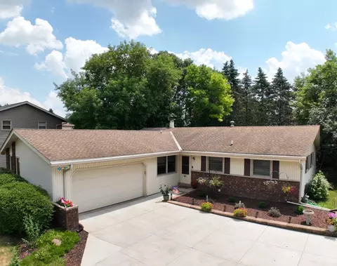 411 S Grandview, Waukesha, WI 53188