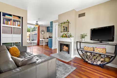 1411 E Russell #3, Milwaukee, WI 53207