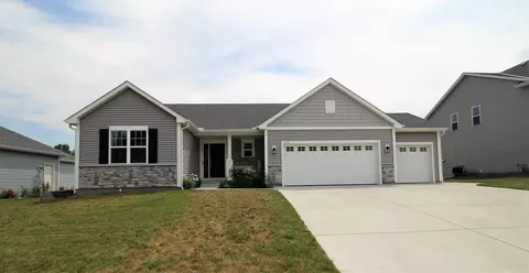 1329 Daisy, West Bend, WI 53090