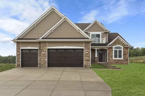 W2395 Troy Hill, East Troy, WI 53120