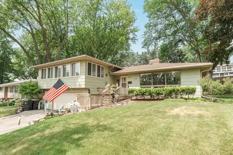 212 Acker, Deforest, WI 53532