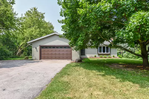22 S Emmertsen, Mount Pleasant, WI 53406