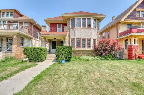 2870 N 47th #2872, Milwaukee, WI 53210