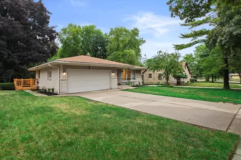 3910 W Vera, Milwaukee, WI 53209