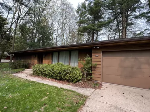 5127 S 9th, Wilson, WI 53081