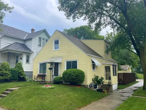 1101 E Holt, Milwaukee, WI 53207